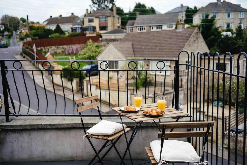 Boho Loft In Somerset - Private Parking Radstock Buitenkant foto